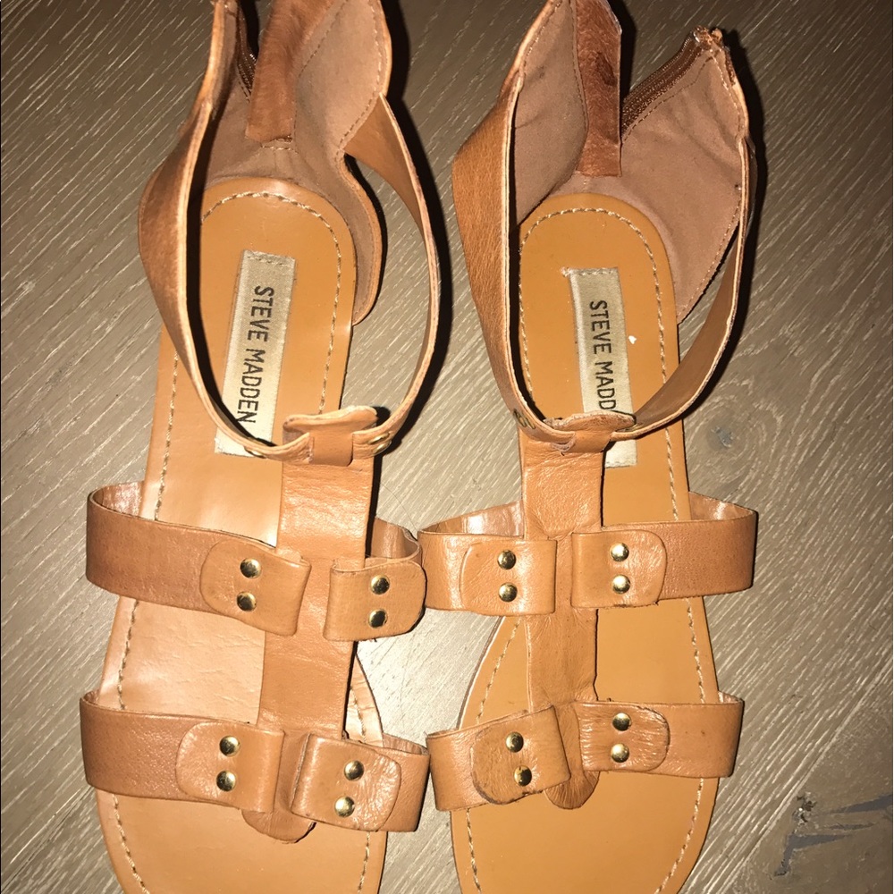 brown steve madden sandals